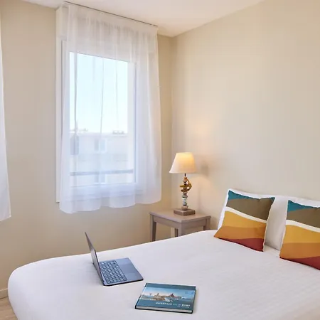 Zenitude Hôtel-résidences Les Docks Appart hôtel